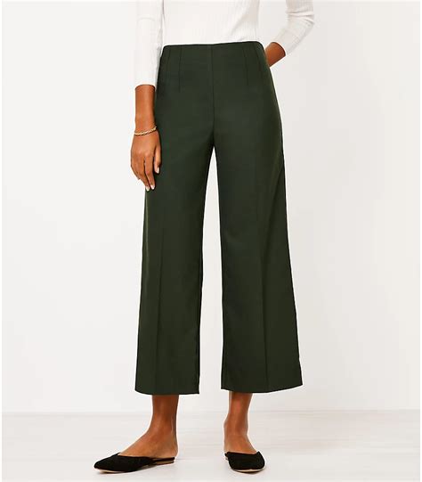 Loft petite pants - Find the perfect pair of women's pants with LOFT's collection of leggings, dress pants for women, work pants, wide leg pants, casual pants & more. We're obsessed with fit, so ours are made to flatter in all the right places. our pants are the perfect partner to a statement top —the possibilities are endless! Your closet will thank you. 